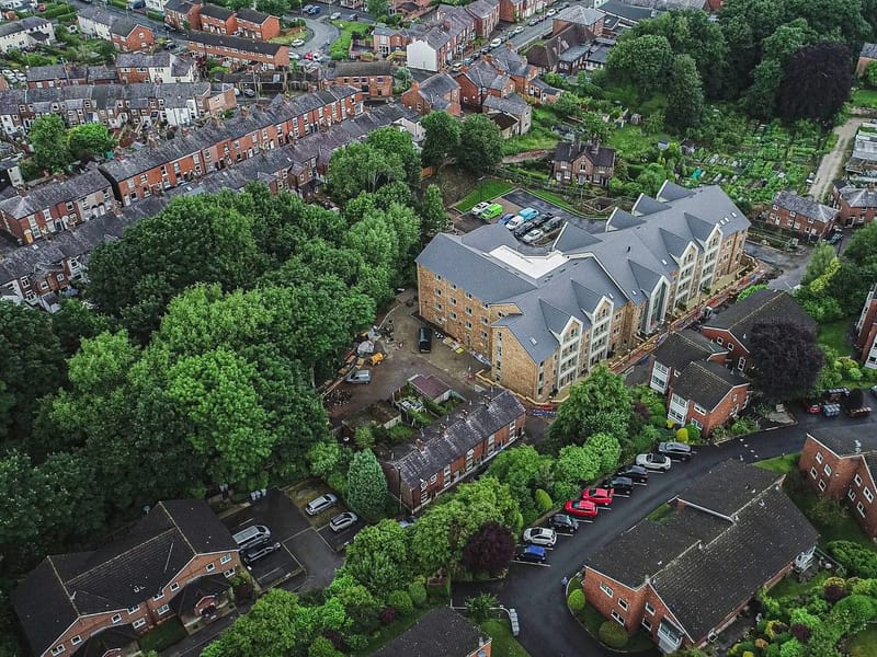 Priesty Fields Care Home - Nursing Home in Congleton, England photo 3