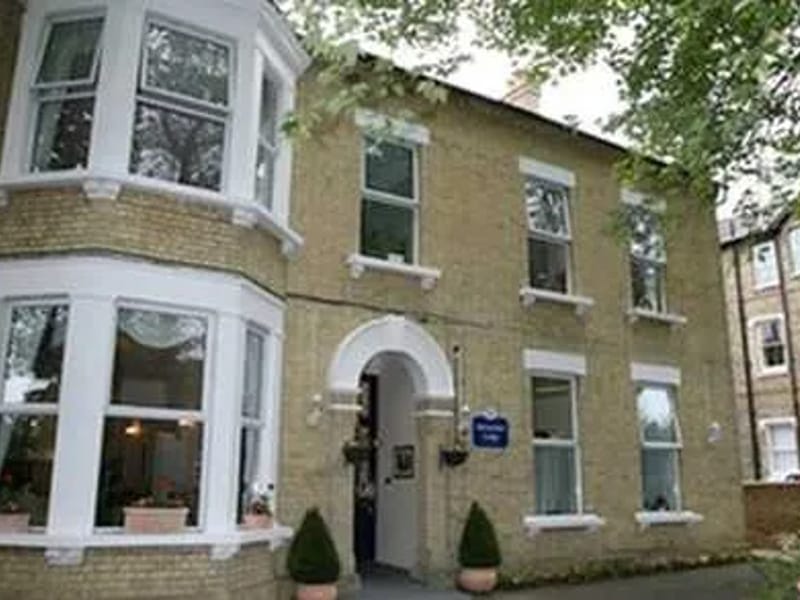 Annandale Lodge - Nursing Home in Bedford, England photo 1