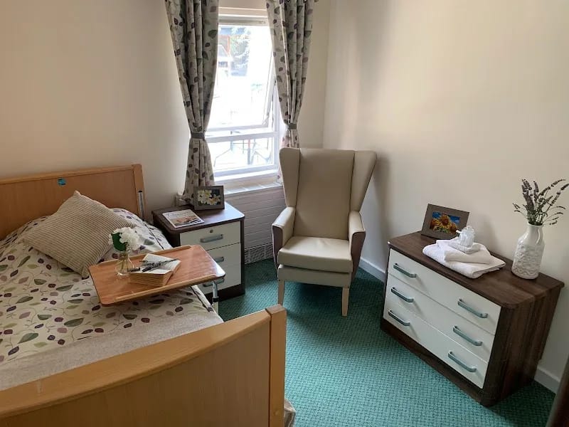 Ashwood - Ware - Assisted Living in Ware, England photo 6