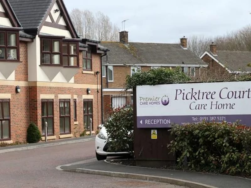 Picktree Court Care Home - Assisted Living in Chester Le Street, England photo 3