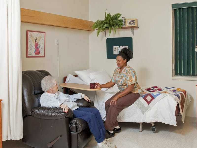 Grand Oaks Nursing Center - Nursing Home in Baldwin, MI photo 3