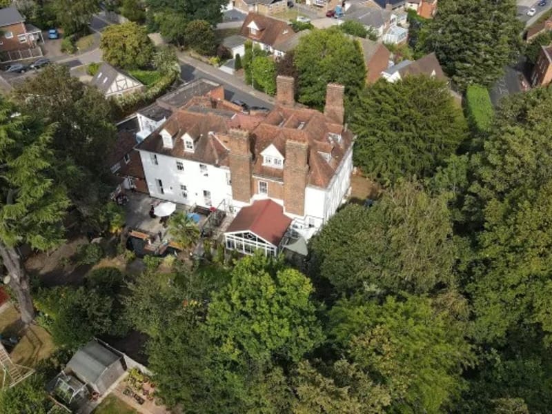 Old Shenfield Place - Nursing Home in Brentwood, England photo 1