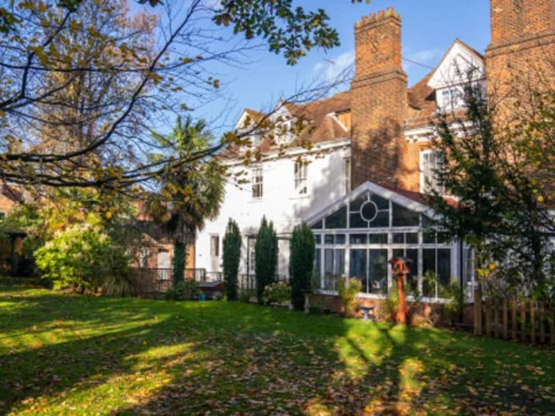 Old Shenfield Place - Nursing Home in Brentwood, England photo 2