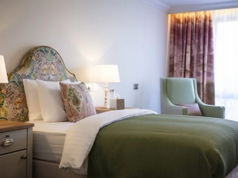 Willowbrook View - Assisted Living in Swindon, England photo 2
