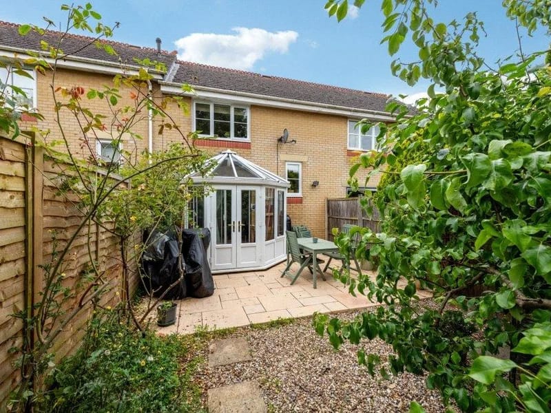 7 Thistledown Close - Assisted Living in Oxford, England photo 3