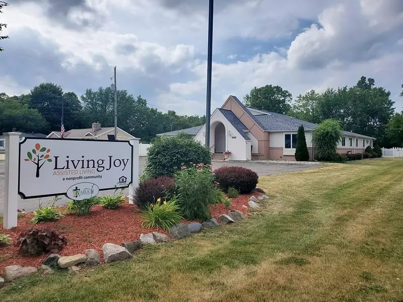 Alternative Assisted Living - Assisted Living in Flushing, MI photo 2