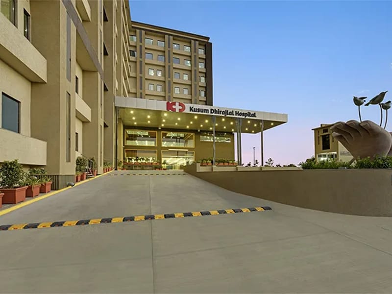 KD( Kusum Dhirajlal) Hospital in Gandhinagar, Gujarat photo 3