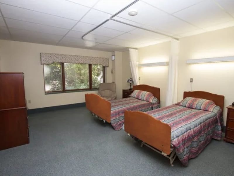 Amherst Manor - Assisted Living in Amherst, OH photo 2