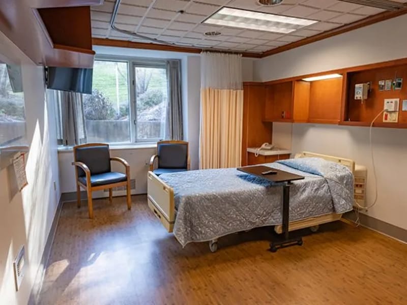 Masonicare Health Center - Assisted Living in Wallingford, CT photo 3