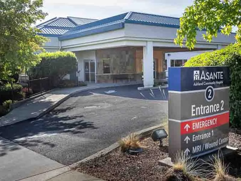 Asante Ashland Community Hospital - Hospital in Ashland, OR photo 3