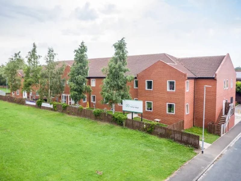 Holly Lodge Care Home - Nursing Home in Shildon, England photo 2