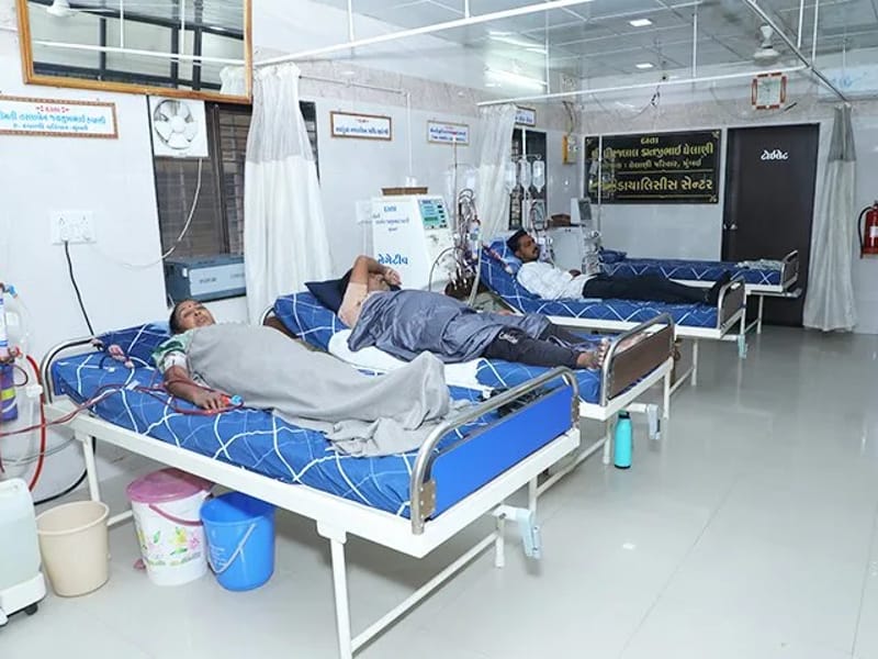 Vardhman Dialysis Centre - वृद्धाश्रम in North West, Delhi photo 1