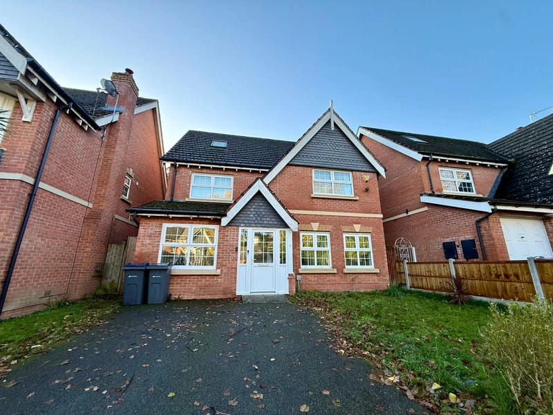 Nicholl Grange - Assisted Living in West Bromwich, England photo 2