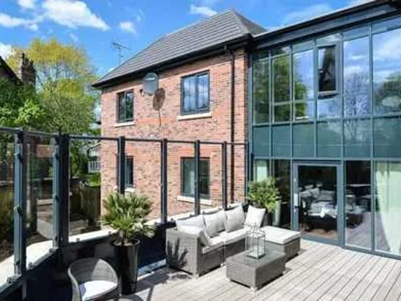 Ferrol Lodge - Assisted Living in Sale, England photo 2