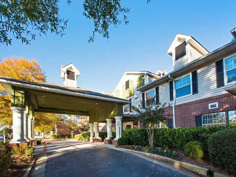 Arbor Terrace Of East Cobb - Assisted Living in Marietta, GA photo 3