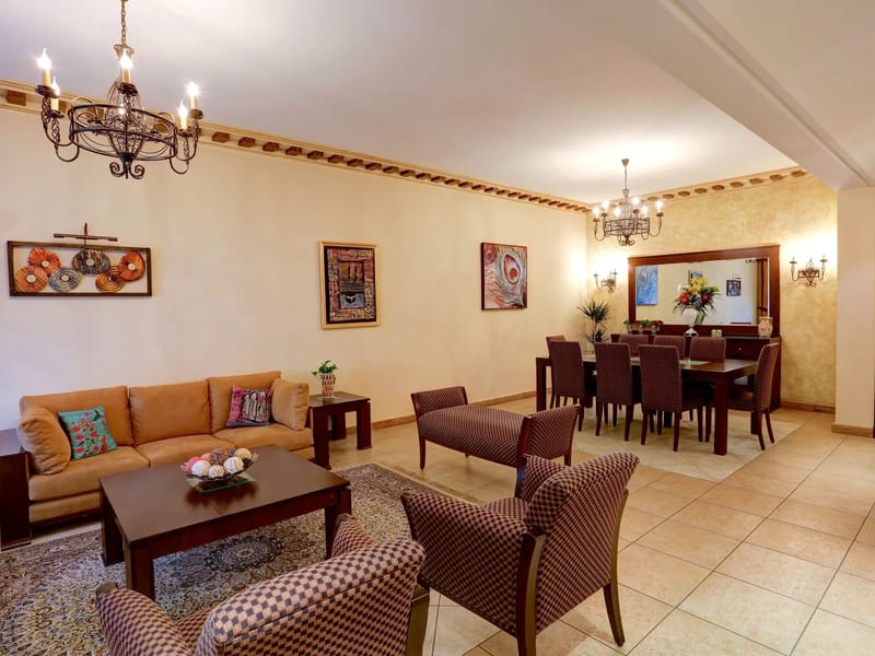 Belleview - Assisted Living in Croydon, England photo 2