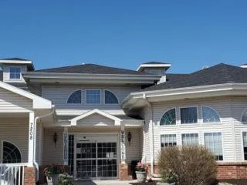 Hillcrest Firethorn - Nursing Home in Lincoln, NE photo 2