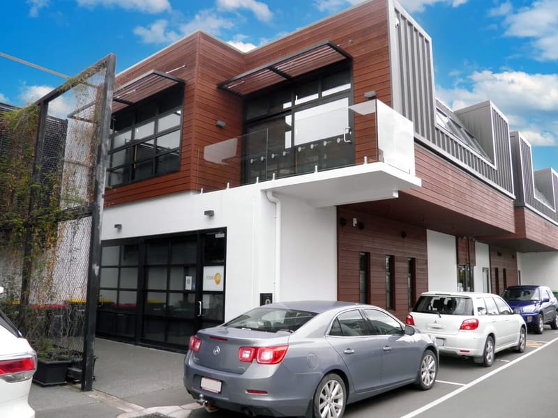 SENSE - 32a Broadgate Lane in Peterborough, England photo 2