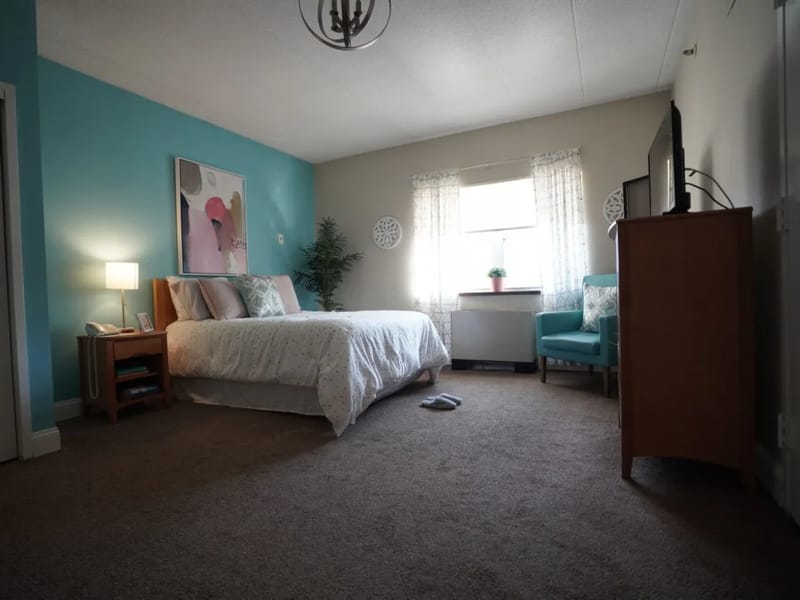 Oyster Bay Manor — Assisted Living, Oyster Bay, NY · photo 1