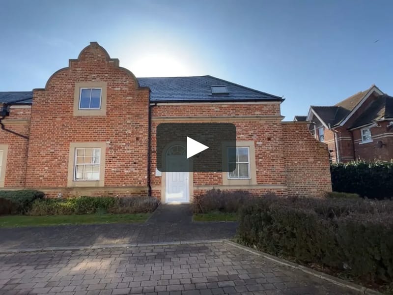 46 Bath Road - Assisted Living in Bristol, England photo 2