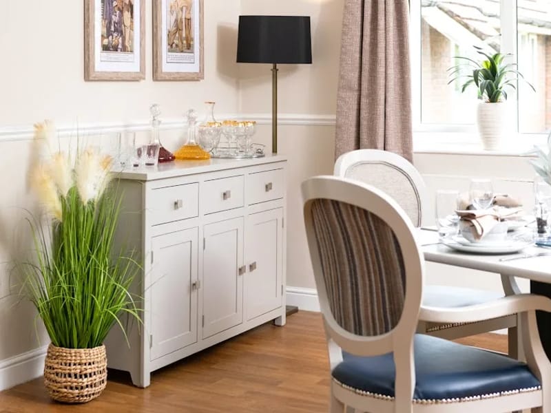 Queens Court Care Home - Nursing Home in Buckhurst Hill, England photo 8