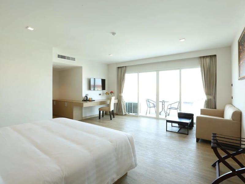 Adelphi House Iv - Assisted Living in Adelphi, MD photo 2