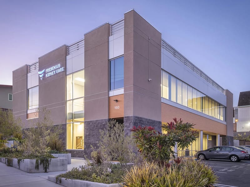 032530 Desert Valley Dialysis (FMC) - Dialysis in Phoenix, AZ photo 2