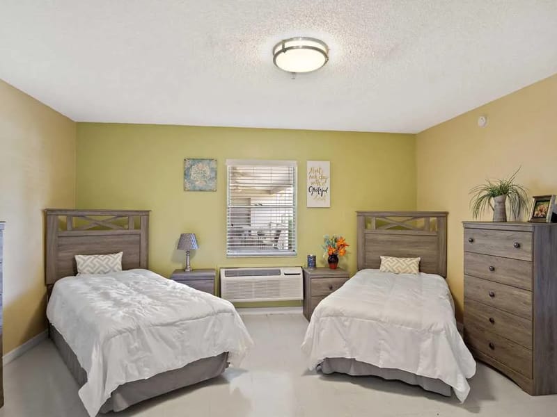 Garden Villas - Assisted Living in West Palm Beach, FL photo 2