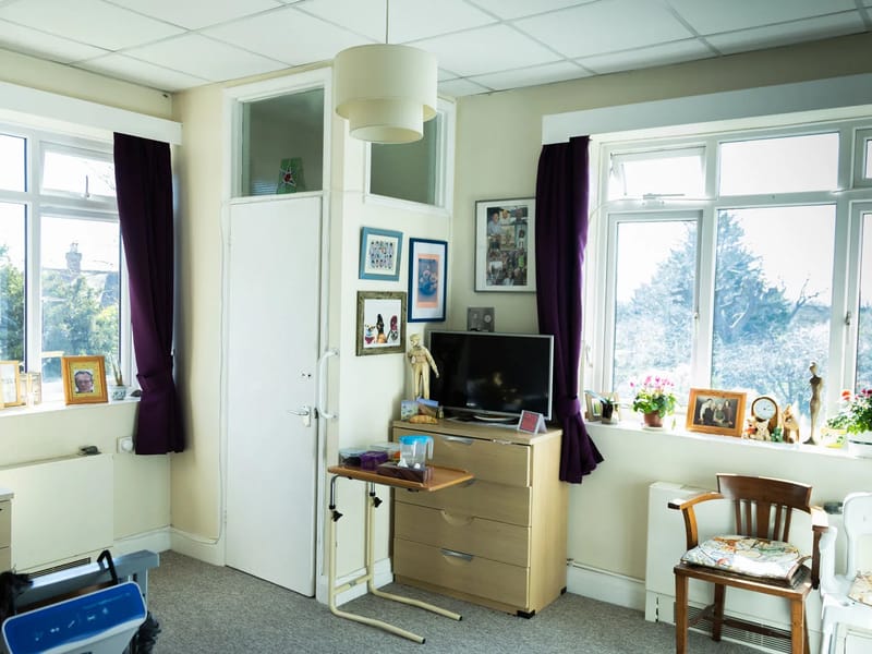 St Annes Residential Care Home - Assisted Living in Burgess Hill, England photo 3