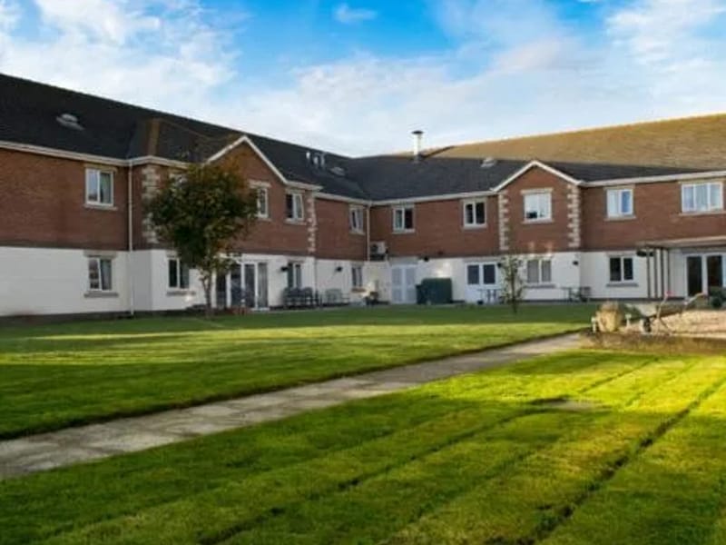 The Valleys Care Home in Scunthorpe, England photo 1