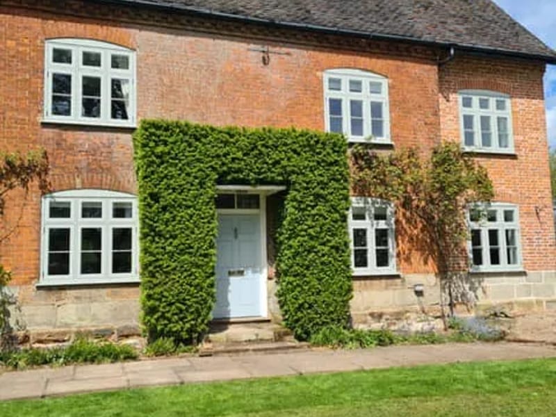 Lorraines Residential Home - Assisted Living in Swadlincote, England photo 3