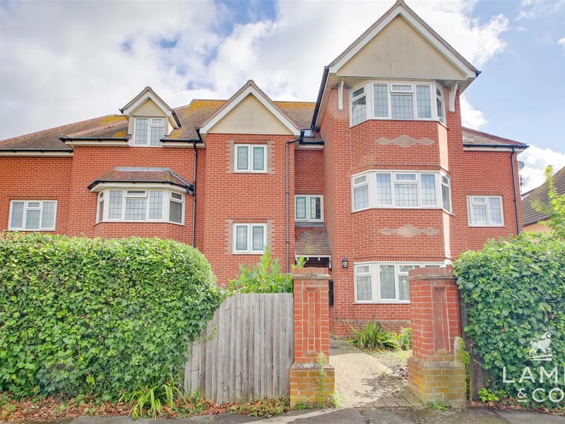 Wash Lane - In-Home Care in Clacton-On-Sea, England photo 2