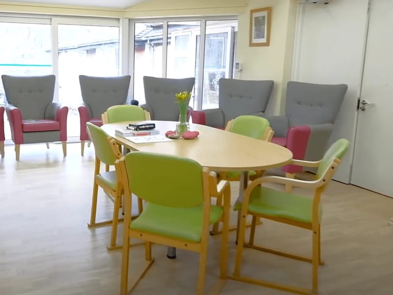 Woodlands - Assisted Living in Crowborough, England photo 2