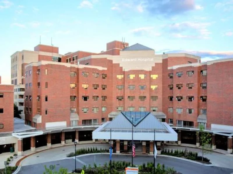 Edward Hospital - Hospital in Naperville, IL photo 2