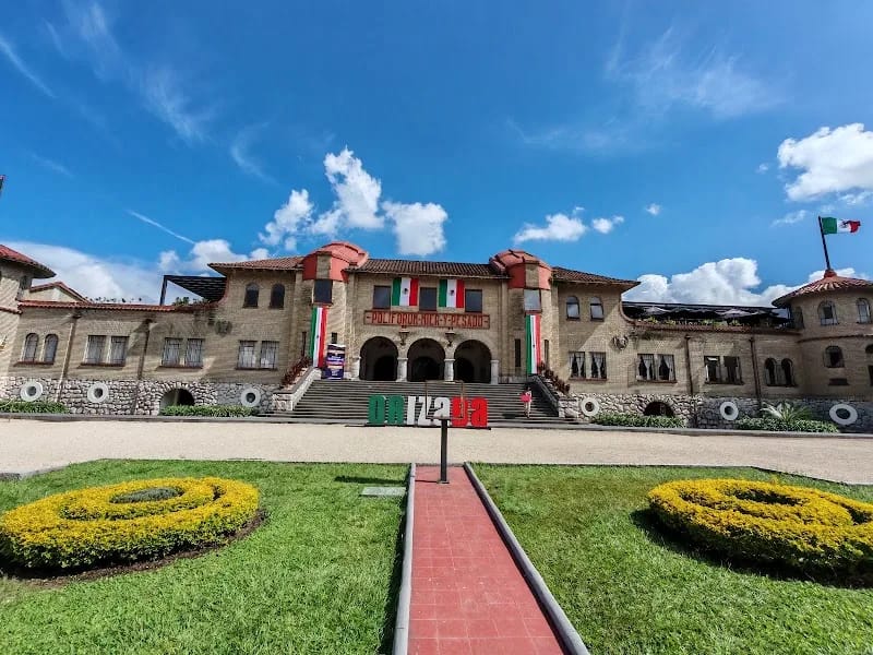 FUNDACION MIER Y PESADO - Vida Asistida in Orizaba, Veracruz photo 1