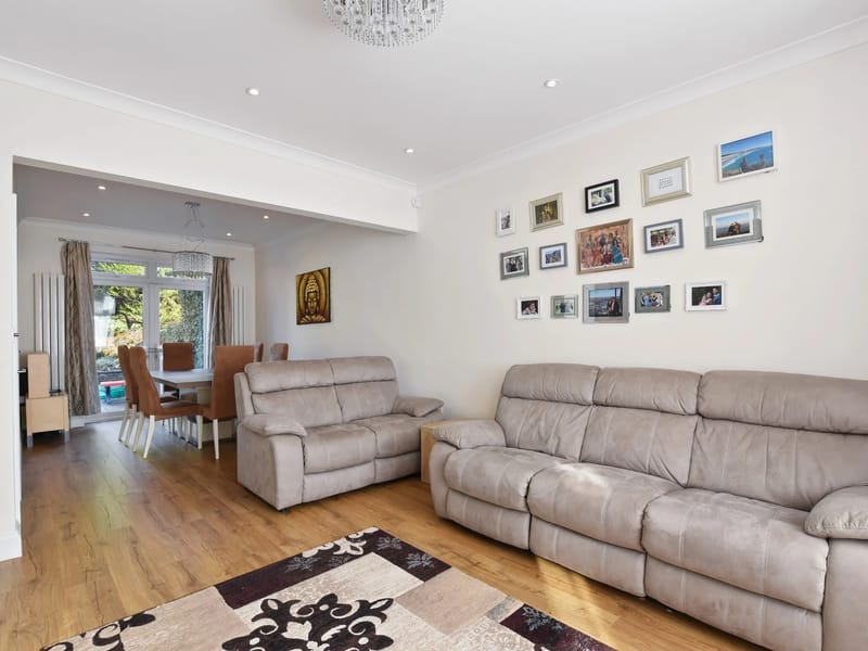 18 Argyle Road - Nursing Home in Harrow, England photo 1