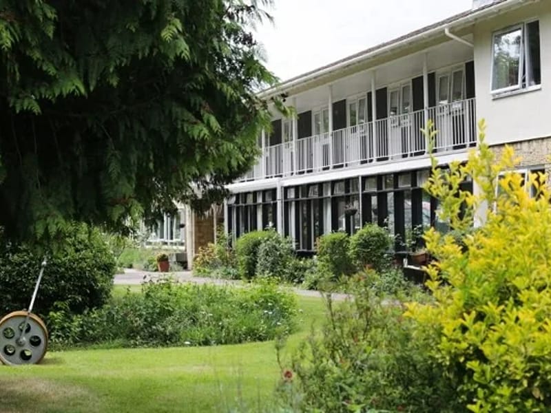 Grevill House - Nursing Home in Cheltenham, England photo 2