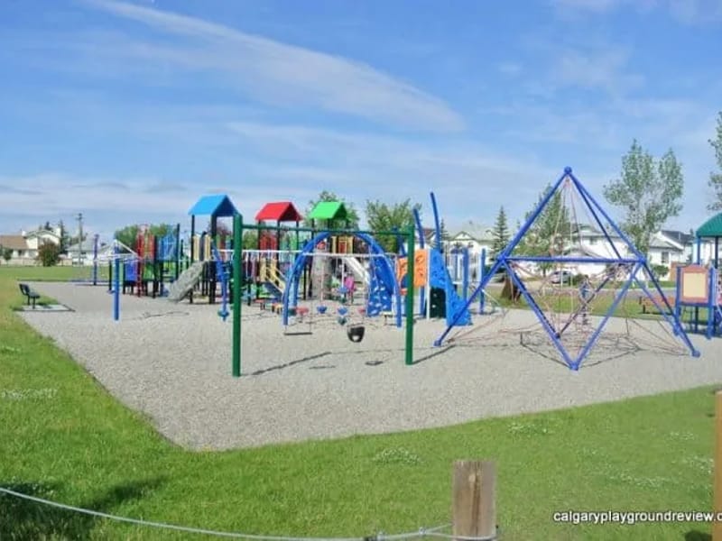 Applewood - Nursing Home in Calgary, AB photo 1