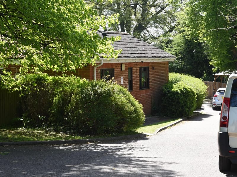 9 Allenby Road - Assisted Living in Maidenhead, England photo 2