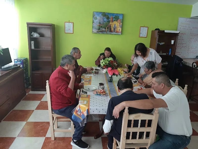 CASA DEL ADULTO MAYOR ARMONIA - Vida Asistida in Texcoco, Estado de México photo 7