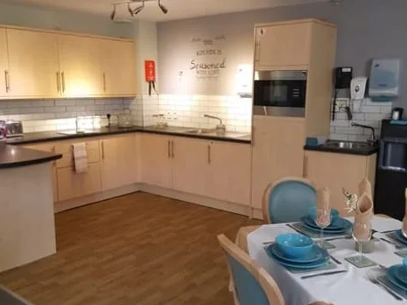 Waterside House - Nursing Home in Wolverhampton, England photo 2