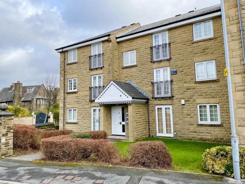 Mountjoy Road - Assisted Living in Huddersfield, England photo 2