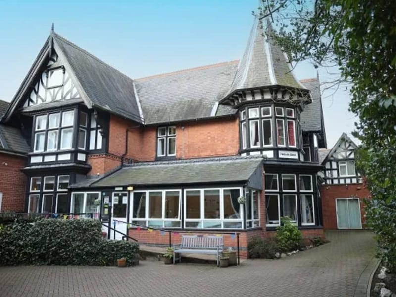 Portland House in Leicester, England photo 1