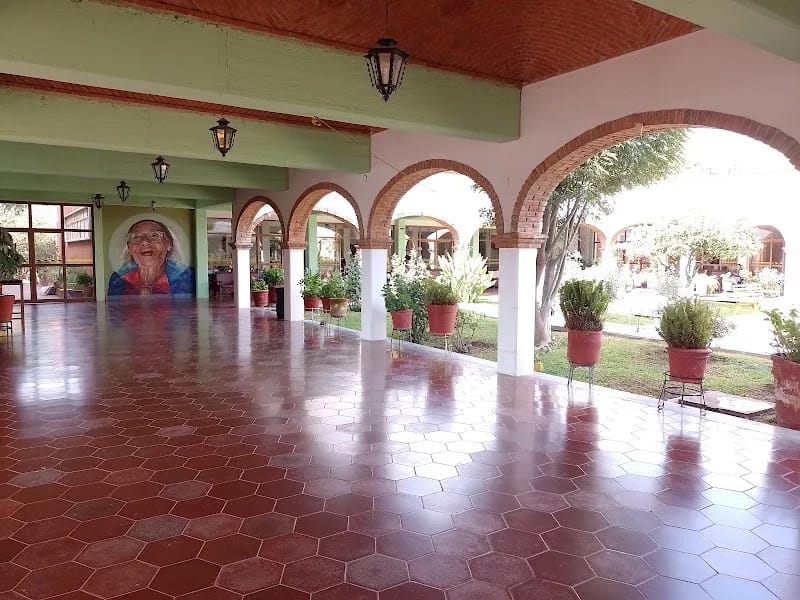 CASA DE DESCANSO PARA ANCIANOS MATILDE ROUBROY DE VILLANUEVA - Hogar de Ancianos in Asientos, Aguascalientes photo 8
