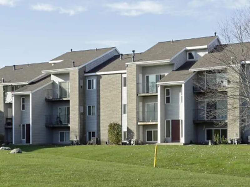 Ahsl Holland Bay Pointe - Assisted Living in Holland, MI photo 1