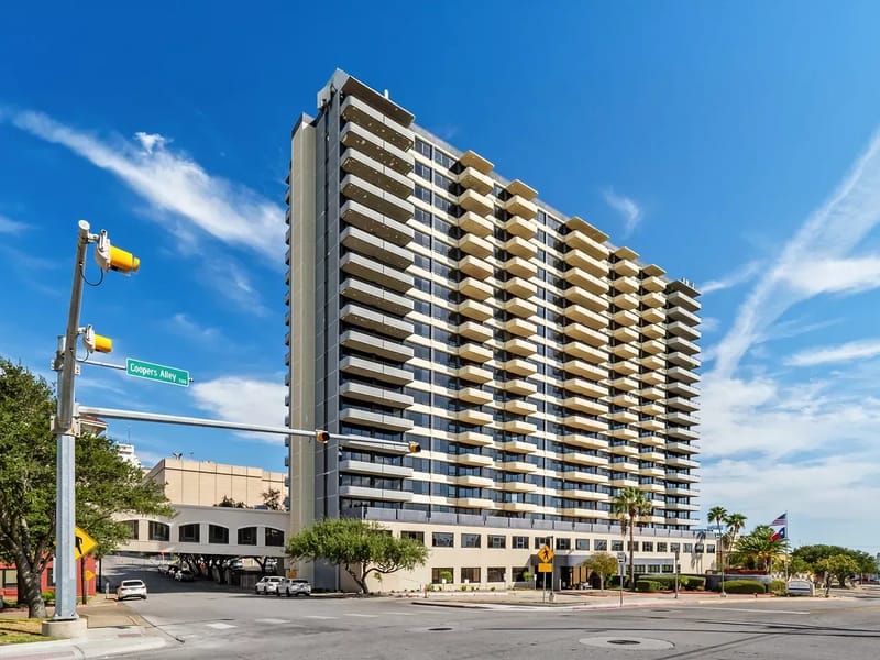 Brookdale Trinity Towers - Assisted Living in Corpus Christi, TX photo 3