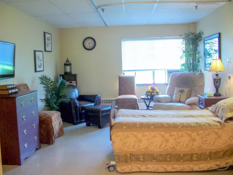 Springside Rehabilitation and Skilled Care Center - Nursing Home in Pittsfield, MA photo 3