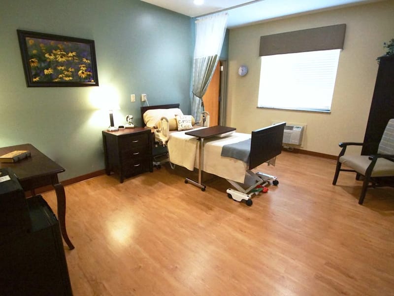 Evervella of White Hall - Nursing Home in White Hall, IL photo 3