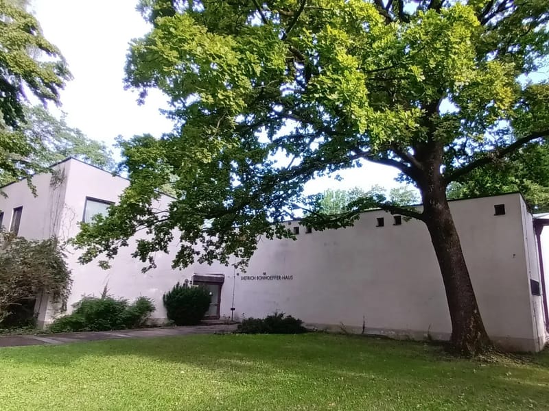 Agaplesion Dietrich Bonhoeffer Haus - Pflegeheim in Lampertheim, Hessen photo 2