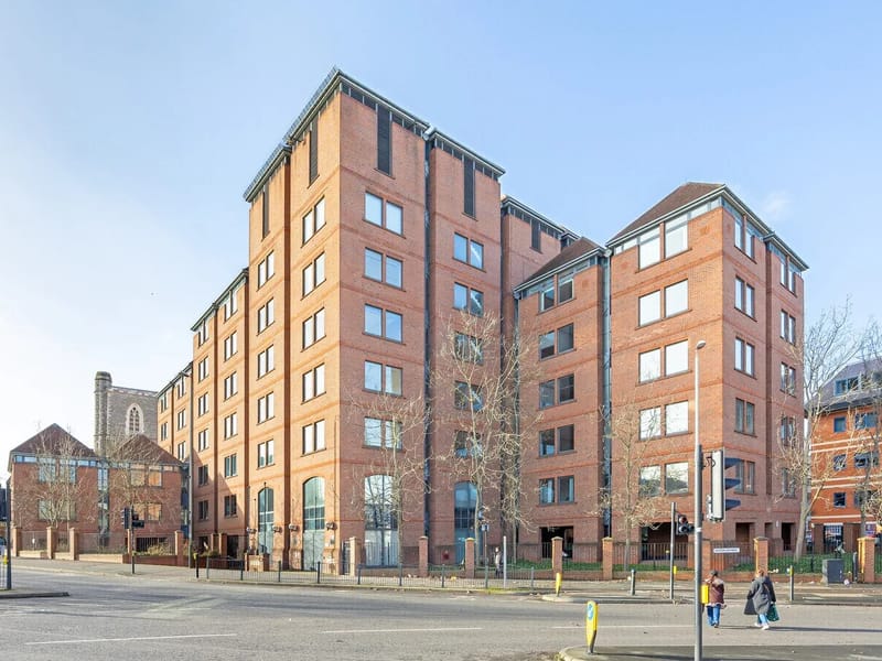 31 Westleigh Road - Assisted Living in Leicester, England photo 2